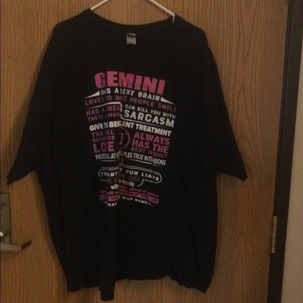 GILDAN Gemini black shirt 4xl A-13